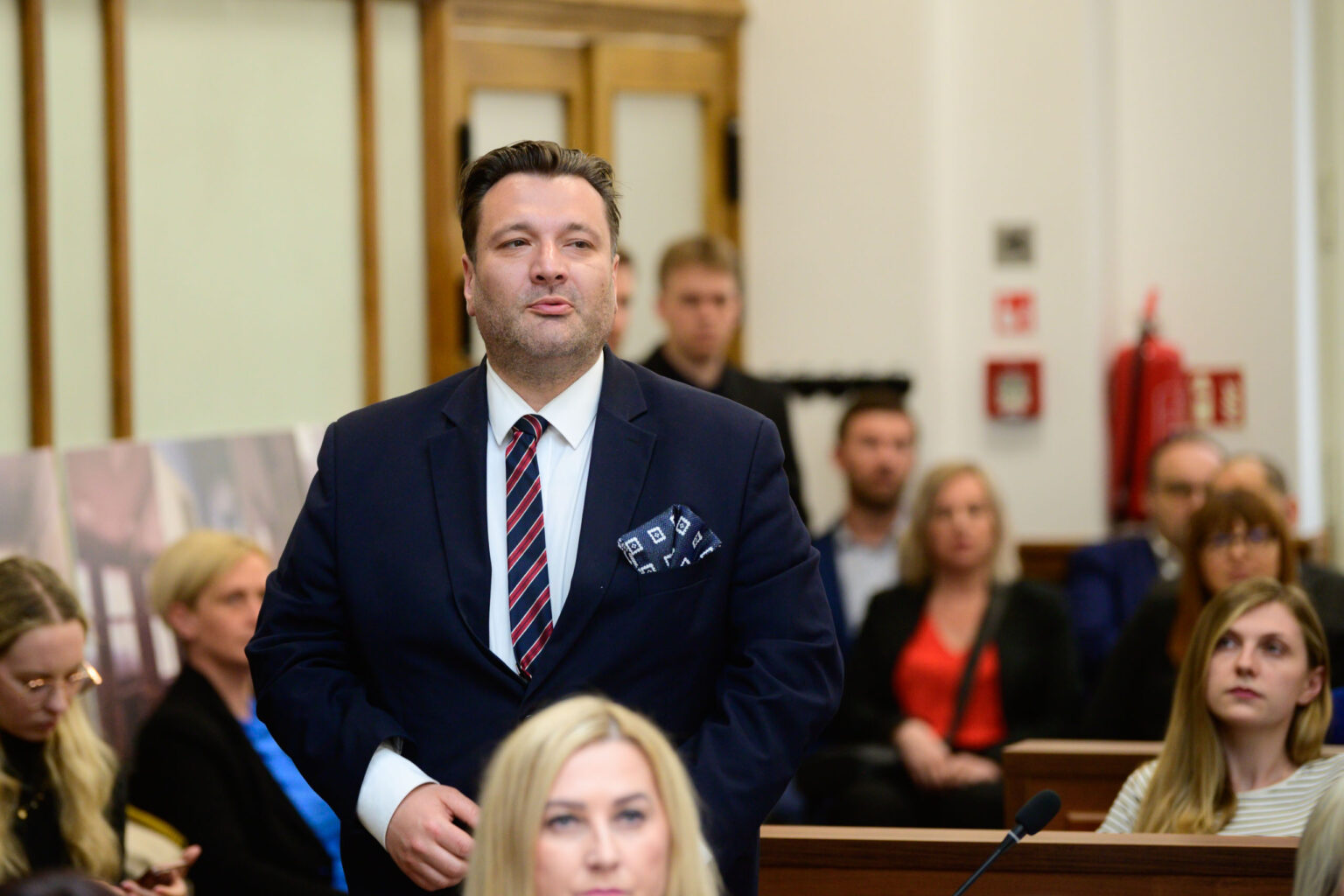 Sesja inauguracyjna Sejmiku Wojewodztwa Lodzkiego Fot Sebastian Szwajkowski 93