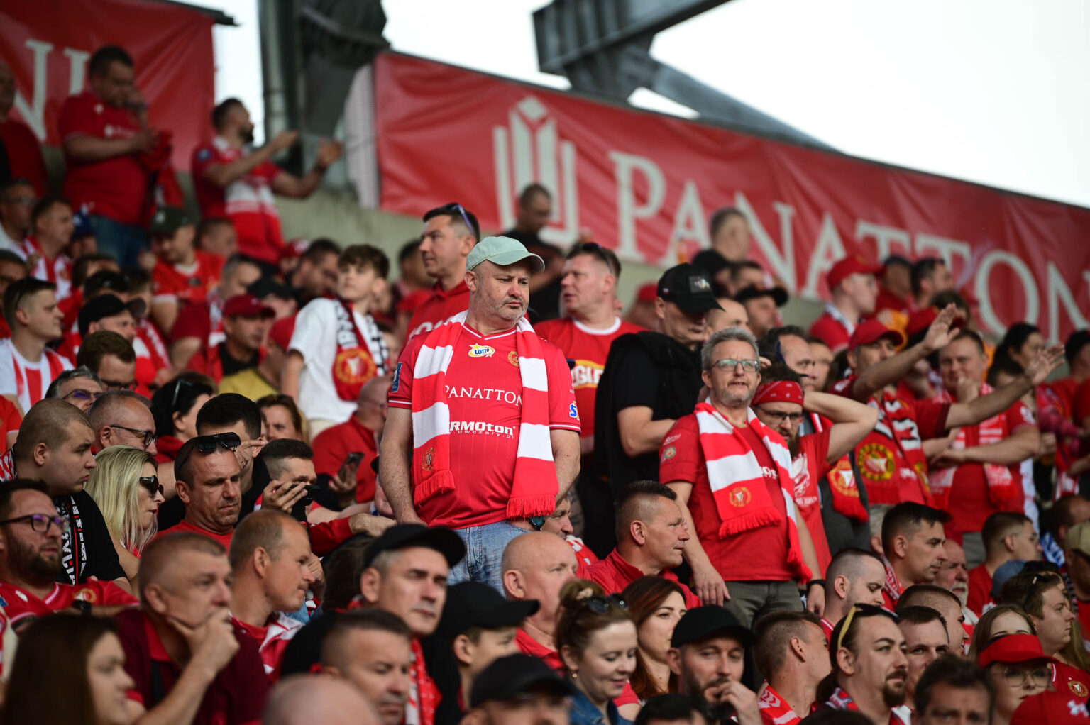 Widzew Lodz vs Lech Poznan kibice Fot Sebastian Szwajkowski 105