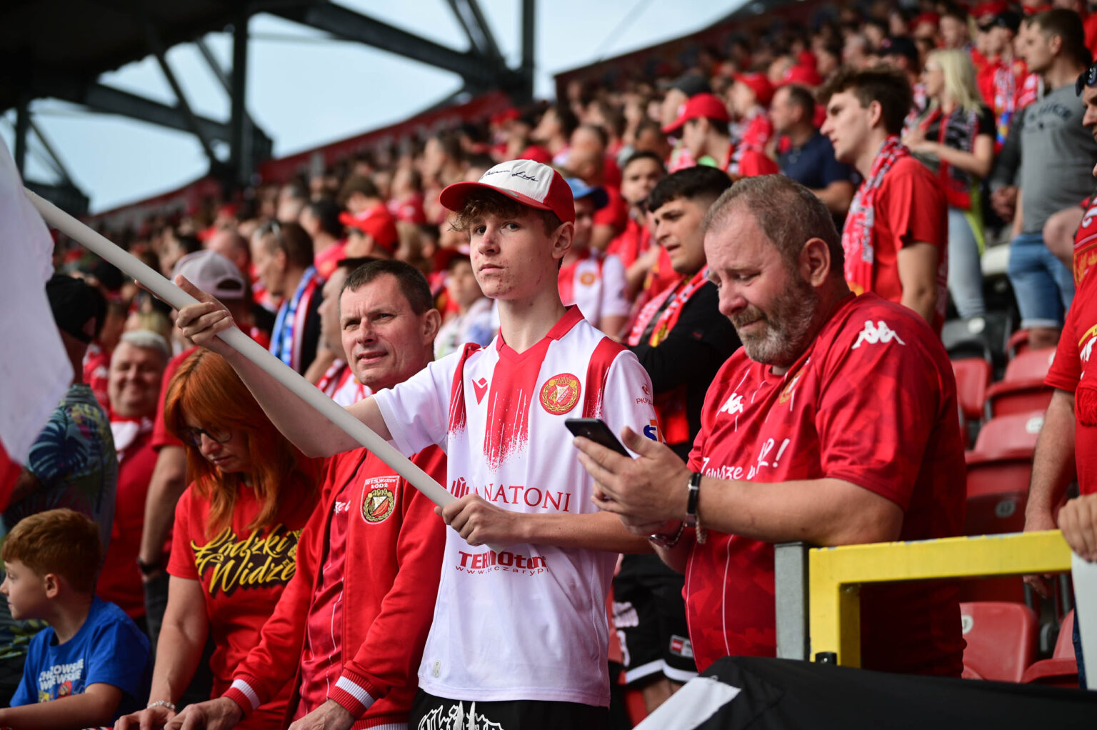 Widzew Lodz vs Lech Poznan kibice Fot Sebastian Szwajkowski 151