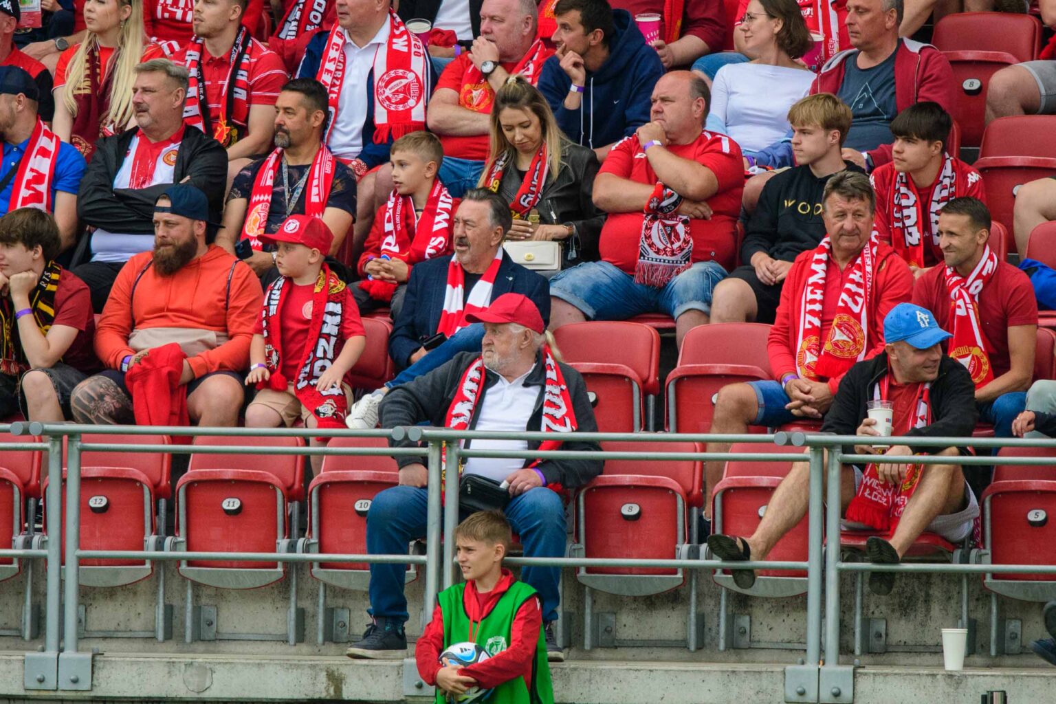 Widzew Lodz vs Lech Poznan kibice Fot Sebastian Szwajkowski 155