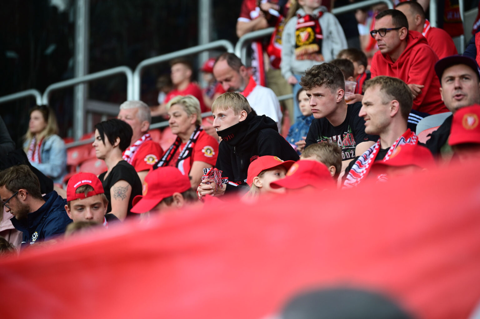 Widzew Lodz vs Lech Poznan kibice Fot Sebastian Szwajkowski 6