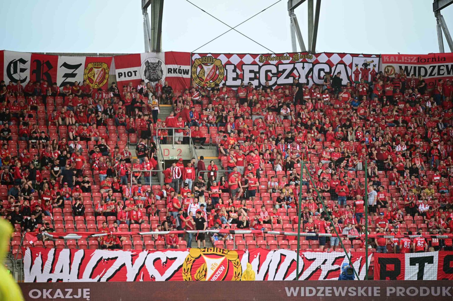 Widzew Lodz vs Lech Poznan kibice Fot Sebastian Szwajkowski 67