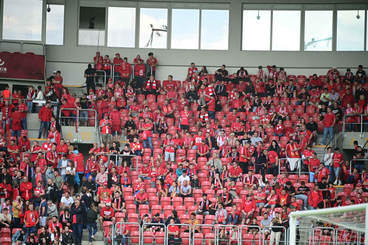 Widzew Lodz vs Lech Poznan kibice Fot Sebastian Szwajkowski 76