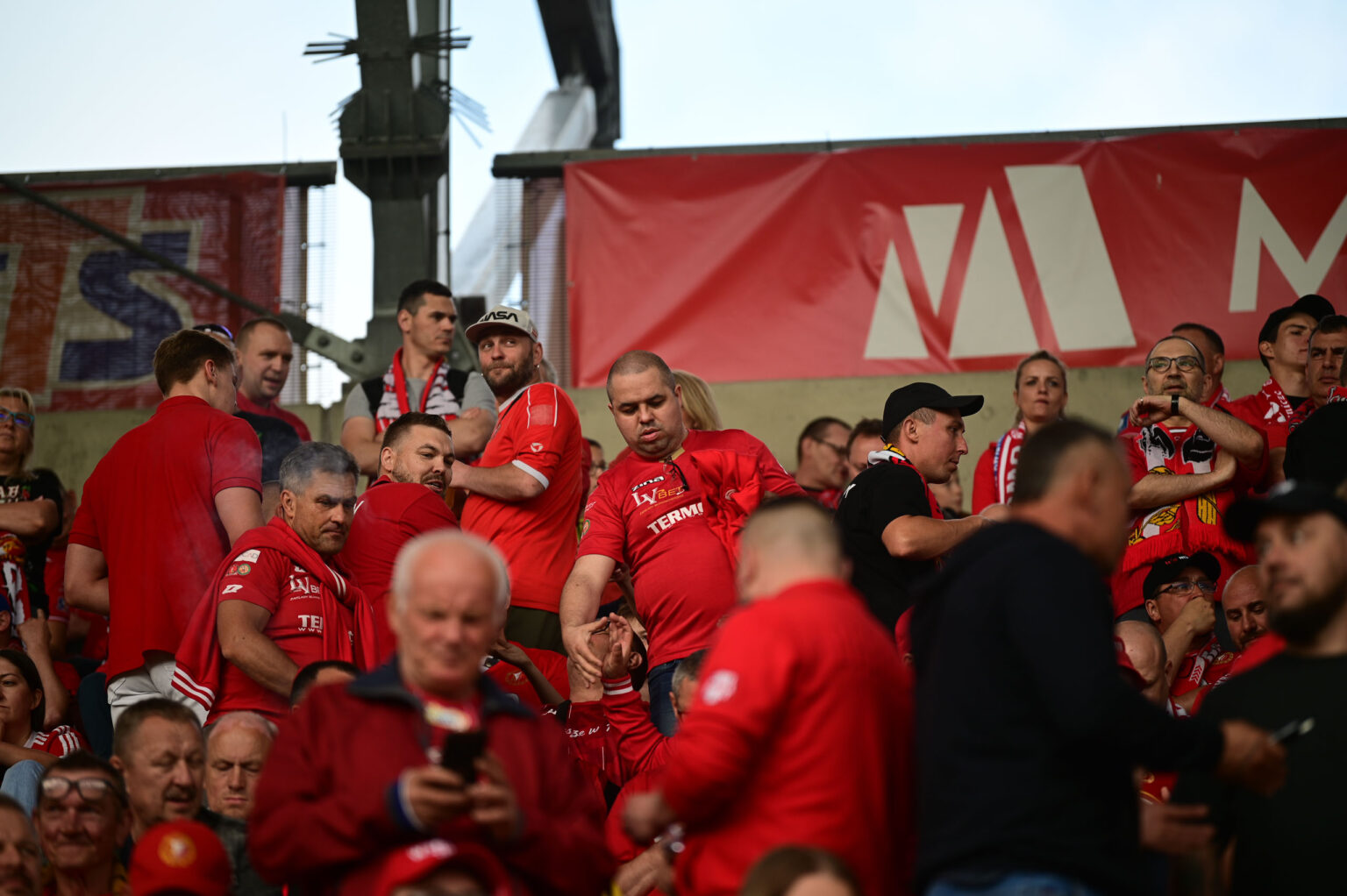 Widzew Lodz vs Lech Poznan kibice Fot Sebastian Szwajkowski 99