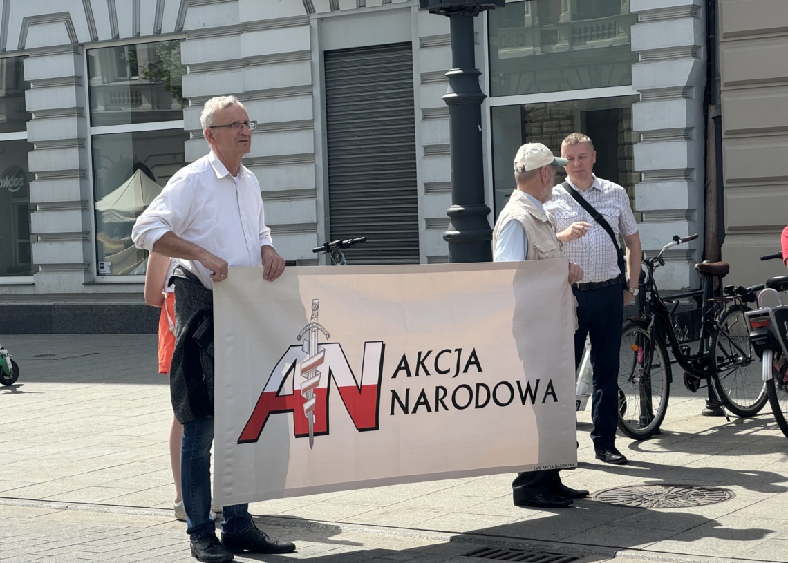 Przeciwnicy Unii Europejskiej maszerowali po ulicy Piotrkowskiej