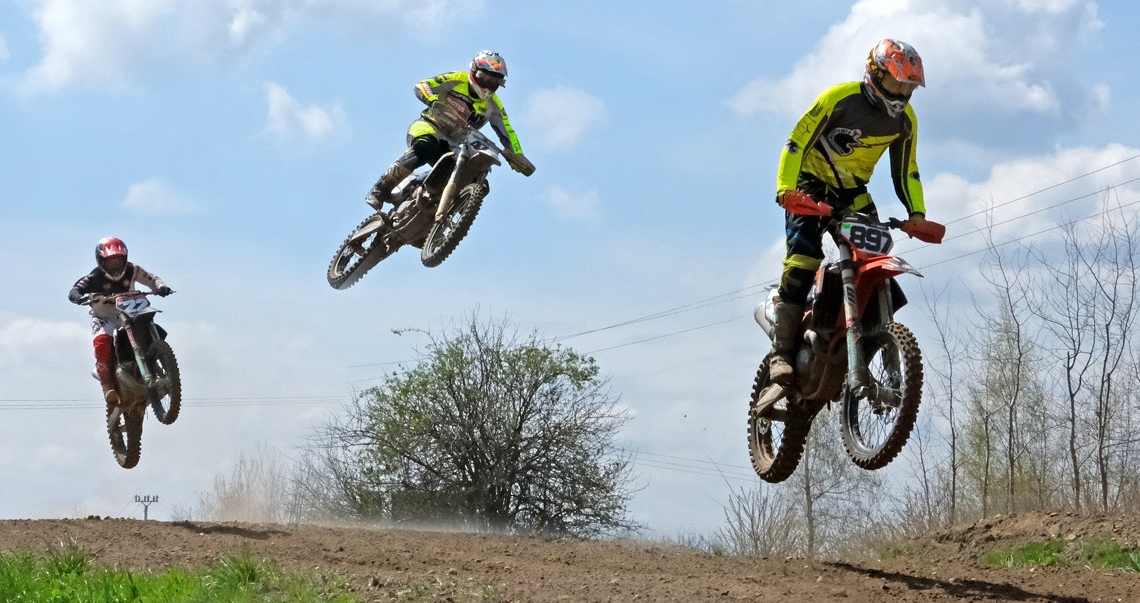Motocross w Strykowie