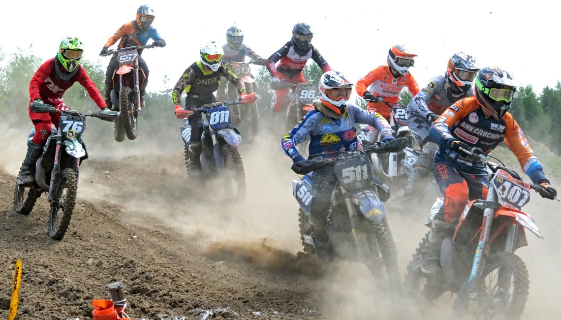 Motocross w Strykowie