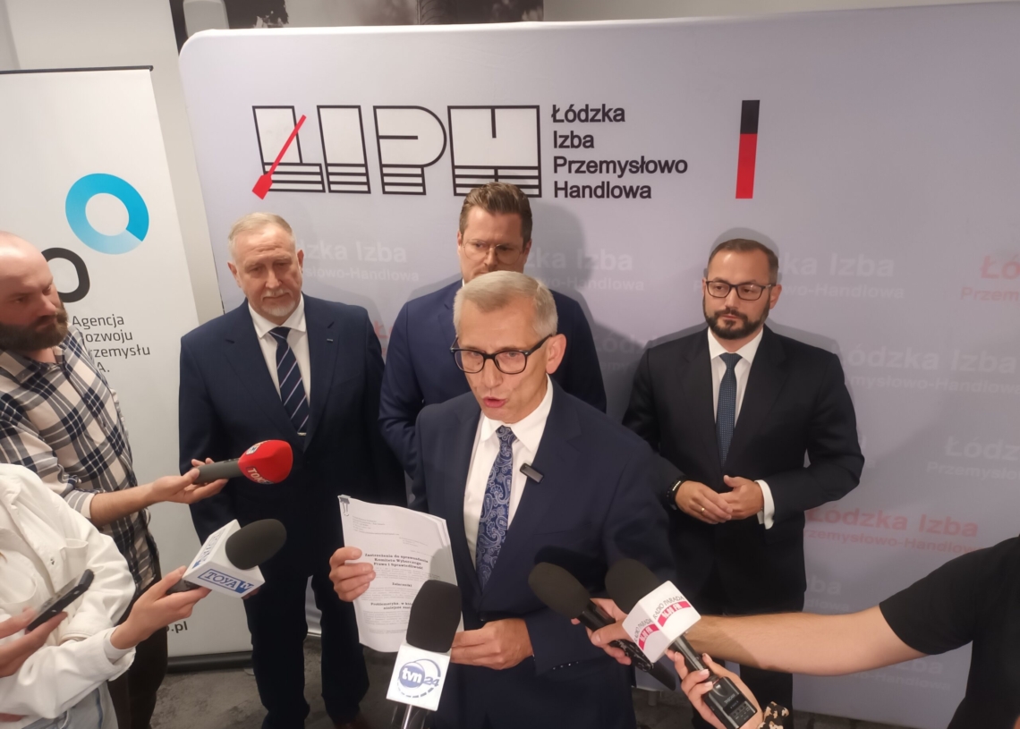 Krzysztof Kwiatkowski, senator, złożył doniesienie do PKW na PiS
