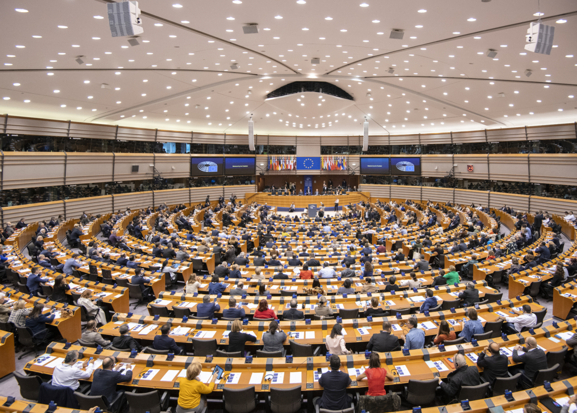 Sprawdź sondażowe wyniki wyborów do Parlamentu Europejskiego