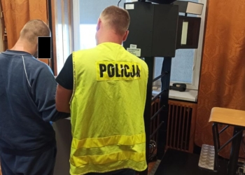 W powiecie wieluńskim zatrzymano trzy osoby podejrzane o rozbój z użyciem niebezpiecznych narzędzi 1 Zatrzymani za rozbój w powiecie wieluńskim