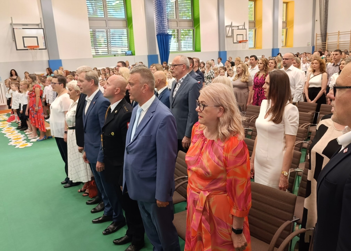 Wojewódzkie zakończenie roku w Sieradzu z udziałem wiceminister edukacji Katarzyny Lubnauer