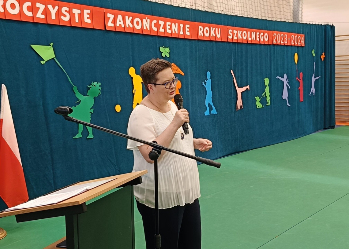 Wojewódzkie zakończenie roku w Sieradzu z udziałem wiceminister edukacji Katarzyny Lubnauer