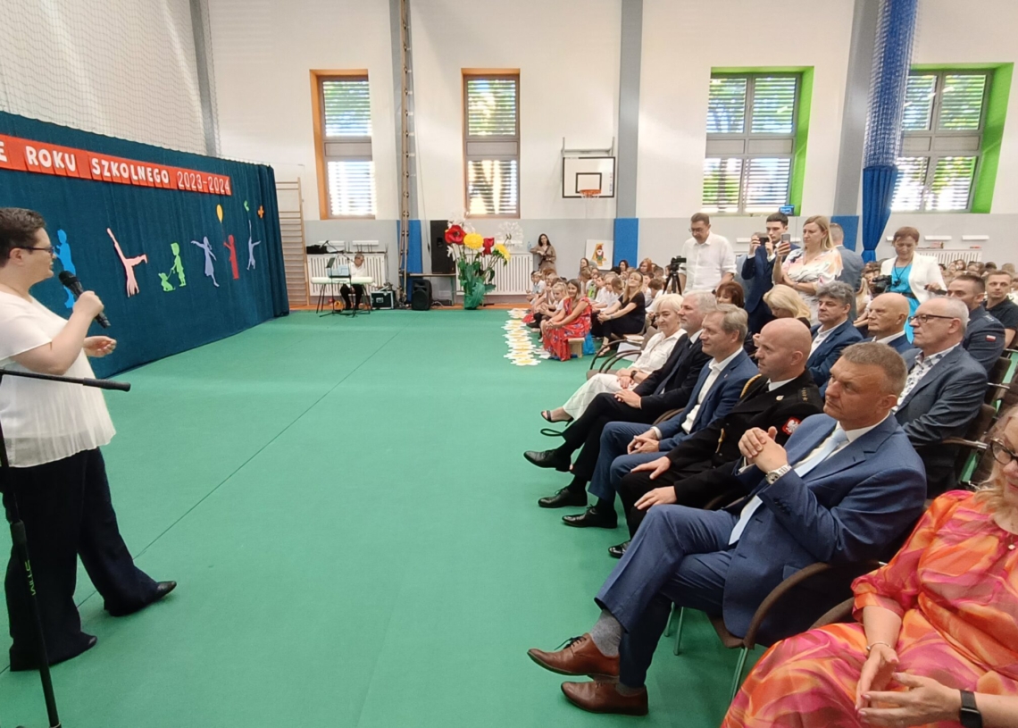 Wojewódzkie zakończenie roku w Sieradzu z udziałem wiceminister edukacji Katarzyny Lubnauer