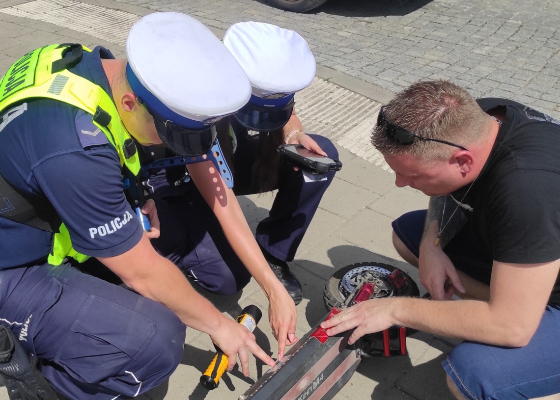 Łódzka drogówka kontrolowała dzisiaj użytkowników hulajnóg