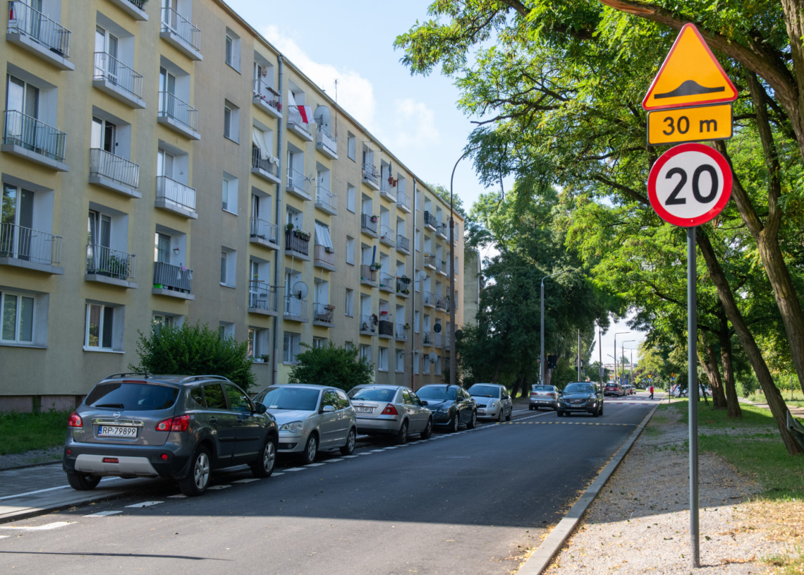 Łatwiej jeździć po Kozinach. Zakończył się remont ulic Ossowskiego i Lorentza