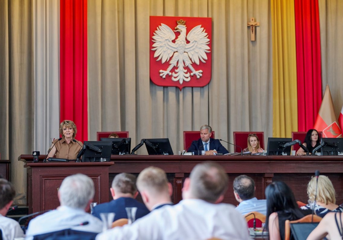 Prezydent Hanna Zdanowska z wotum zaufania i absolutorium 1 Wotum zaufania dla Hanny Zdanowskiej