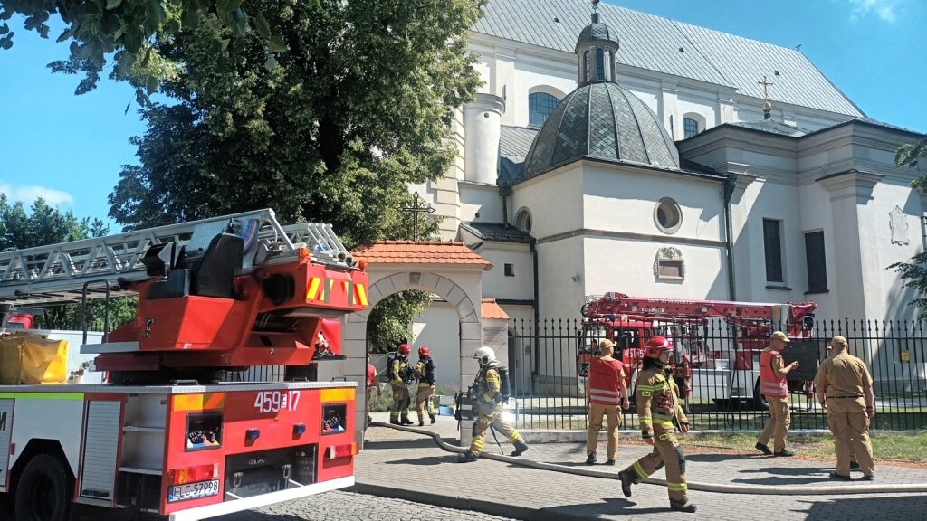Akcja gaśnicza w łowickiej katedrze