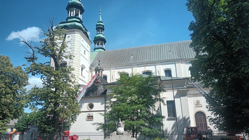 Akcja gaśnicza w łowickiej katedrze