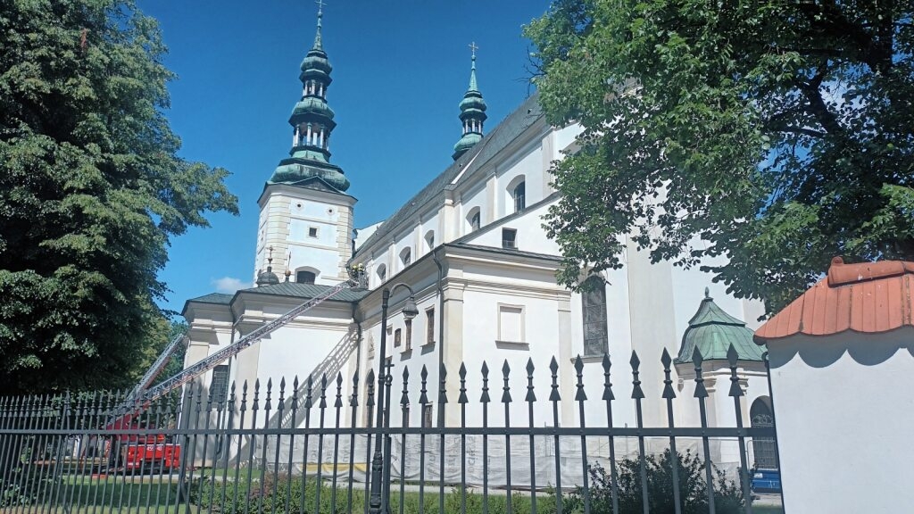 Akcja gaśnicza w łowickiej katedrze