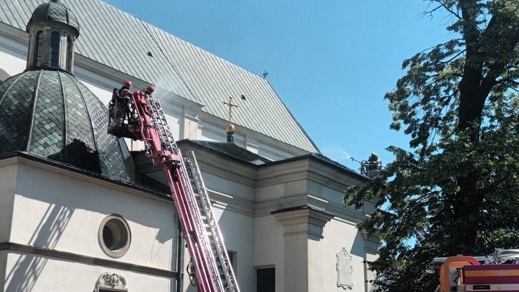 Akcja gaśnicza w łowickiej katedrze