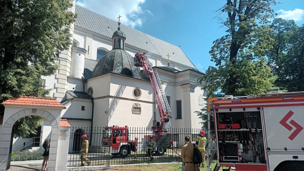 Akcja gaśnicza w łowickiej katedrze