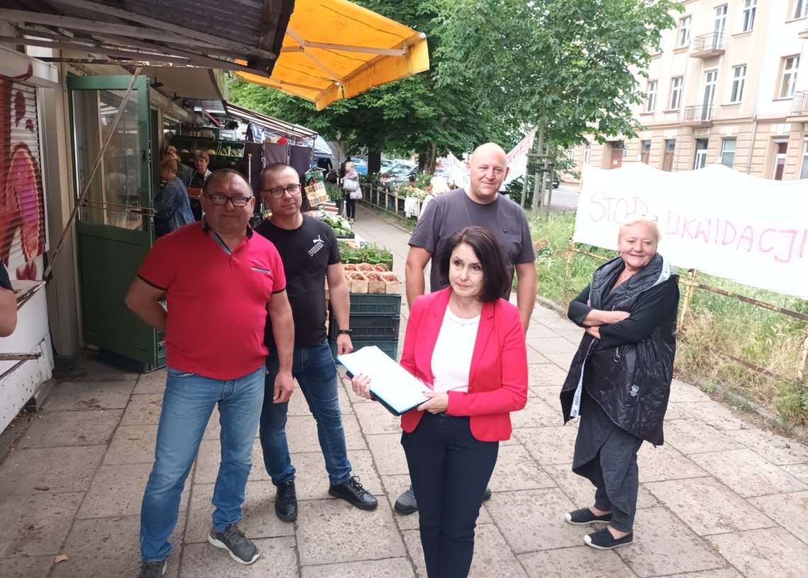 Agnieszka Wojciechowska van Heukelom zamierza złożyć zawiadomienie do prokuratury. Chodzi o Wodny Rynek 1 Agnieszka Wojciechowska van Heukelom zamierza złożyć zawiadomienie do prokuratury. Chodzi o Wodny Rynek