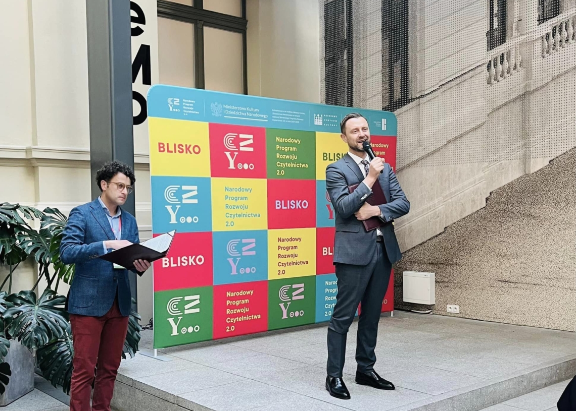 Łódzkie biblioteki wzorem dla całej Polski. Konferencja beneficjentów projektu „Blisko” w bibliotece MeMo 1 Łódzkie biblioteki wzorem dla całej Polski. Konferencja beneficjentów projektu „Blisko” w bibliotece MeMo