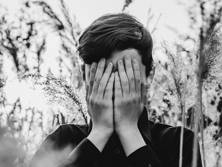 Tiki poza kontrolą. Co dziś wiemy o zespole Tourette’a?