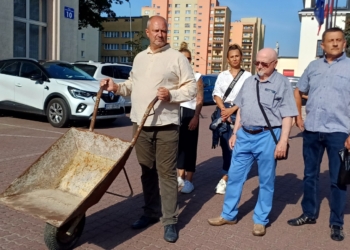 Taczka dla Kingi Mazur