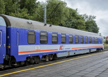 Bagaż podręczny. Podróże wagonami sypialnymi
