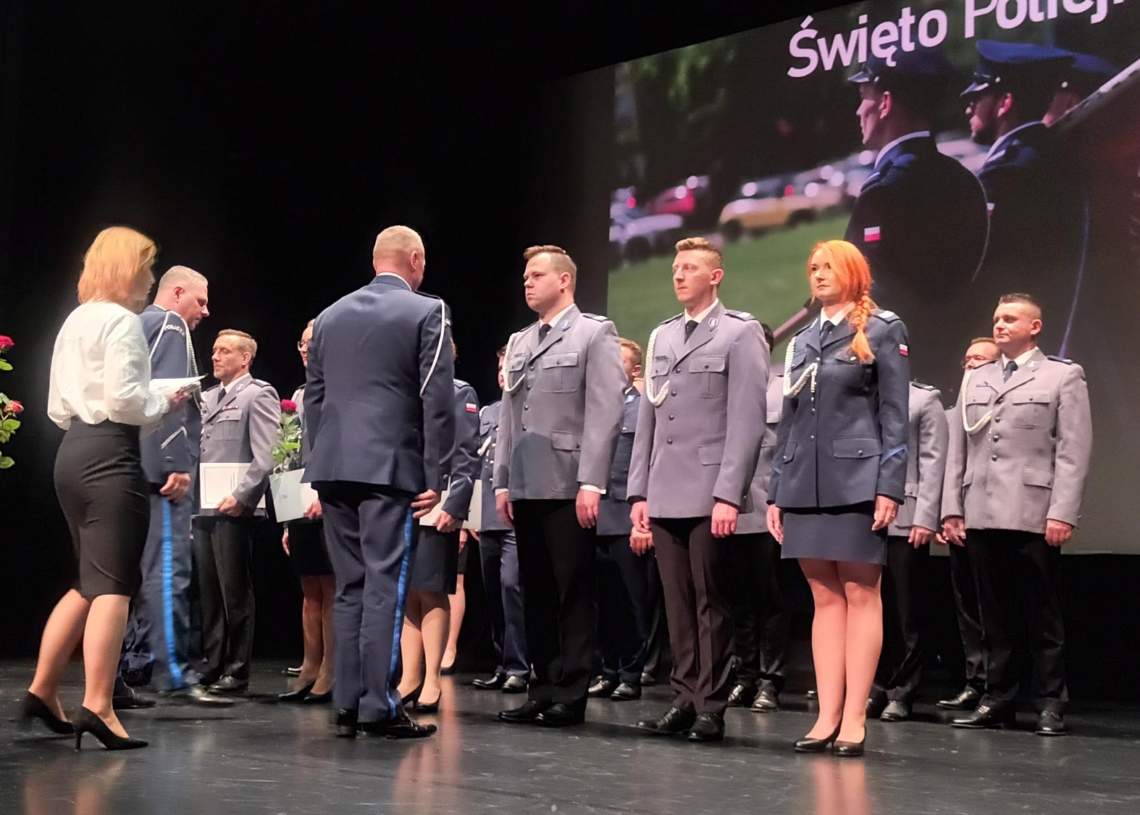Policja w Skierniewicach obchodziła swoje święto 1 Policja w Skierniewicach