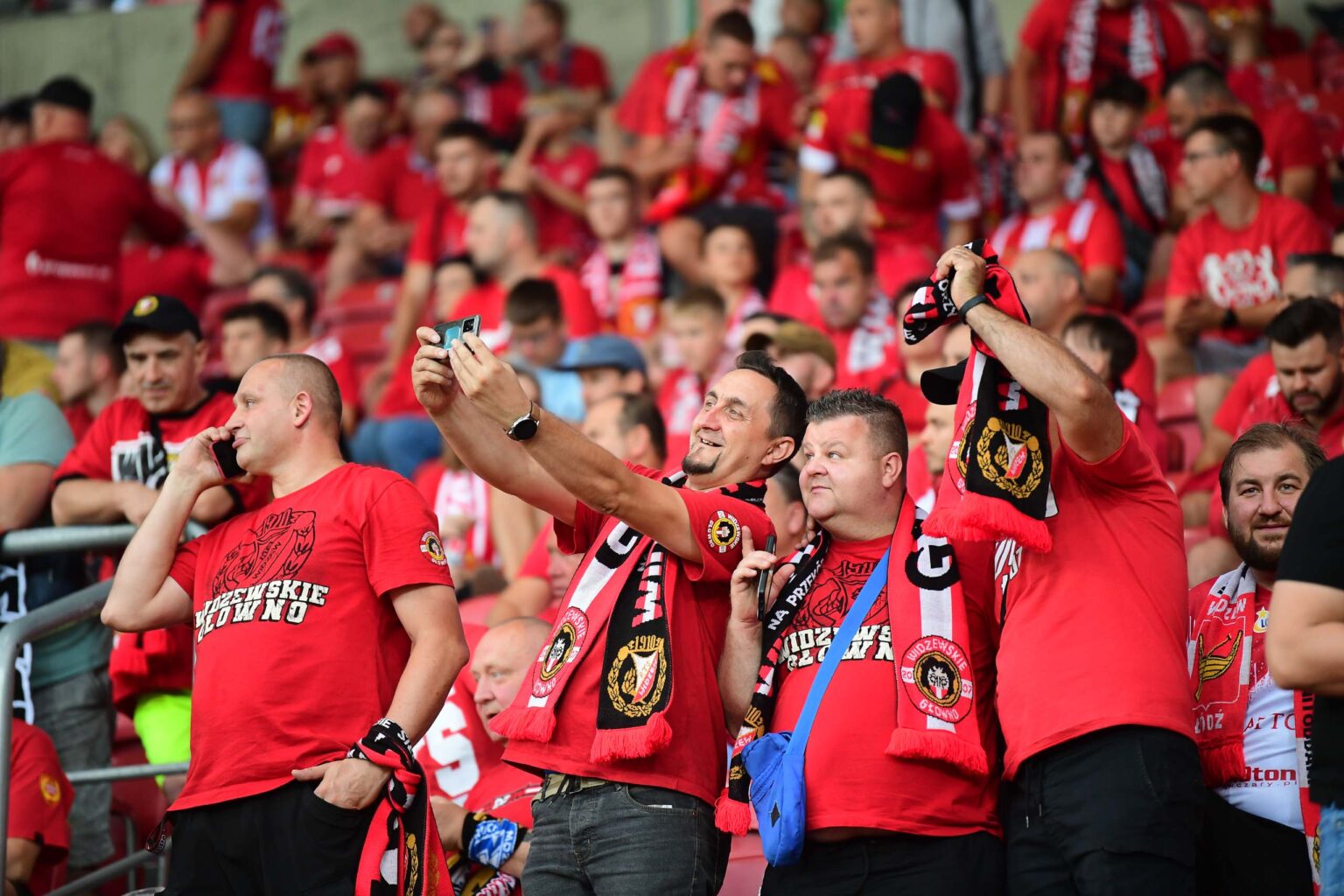 Kibice na meczu Widzew Lodz vs Lech Poznan Fot Sebastian Szwajkowski 14 1