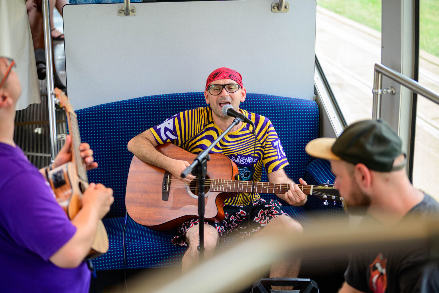 Wakacyjny tramwaj Radia Lodz z zespolem Wolne Baluty Fot Sebastian Szwajkowski 35