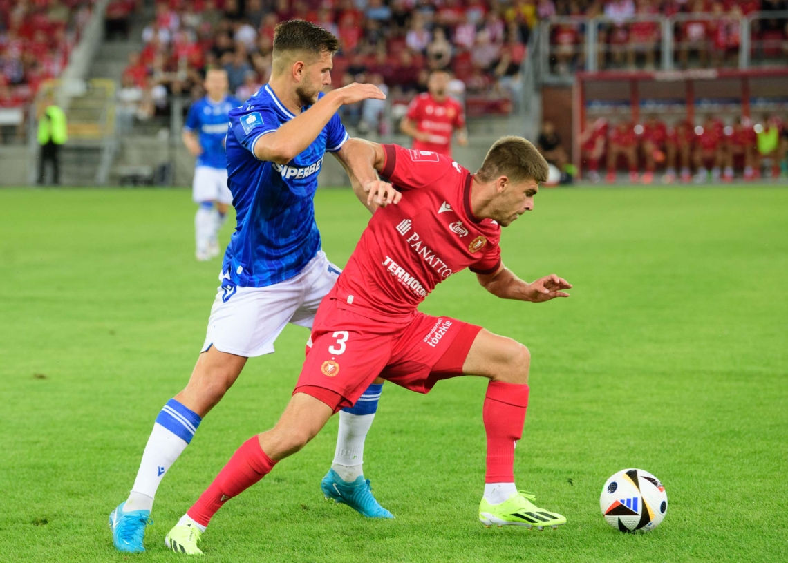 Poznańska Lokomotywa przejechała się po Widzewie. Lech Poznań - Widzew Łódź 4:1 1 Widzew Łódź – Lech Poznań 2:1 | 2024-07-26