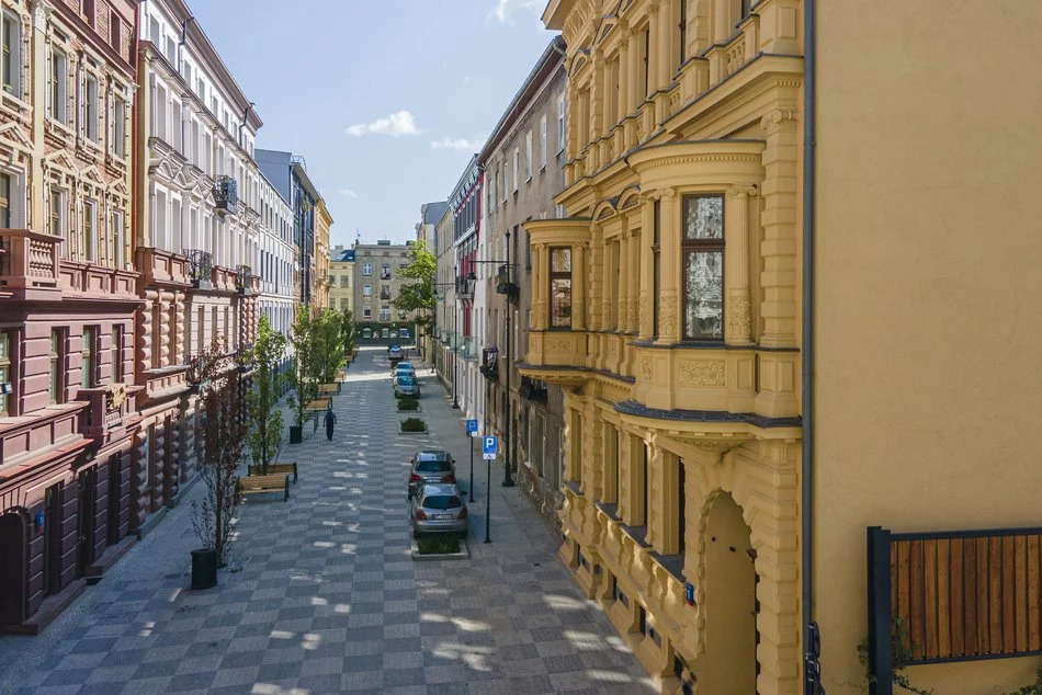 Łódź otrzymała wyróżnienie w konkursie „Zabytek Zadbany” - za rewitalizację kamienicy Hilarego Majewskiego 1 Łódź została wyróżniona w konkursie „Zabytek zadbany”
