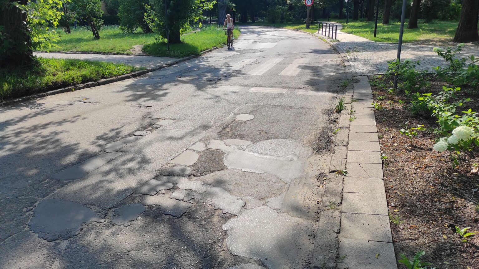 Remont ulic na Starym Mieście i konsultacje społeczne. Ulica Podrzeczna, Wolborska i Majzla zmienią się 4 fot. Damian Grosicki (5)