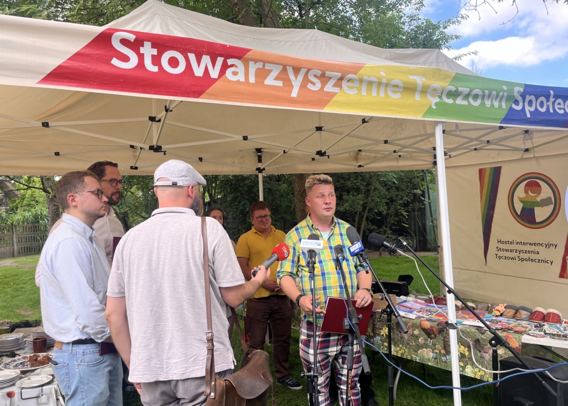 Łódzki Hostel interwencyjny dla osób LGBT+ w kryzysie bezdomności uzyska pomoc od miasta 1 Łódzki Hostel interwencyjny dla osób LGBT+ w kryzysie bezdomności uzyska pomoc od miasta