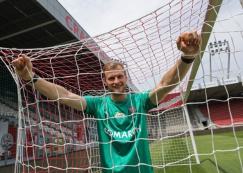Henrich Ravas wraca do ekstraklasy