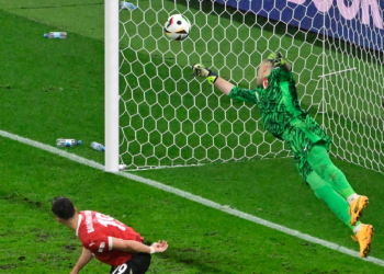 Euro 2024. „Kosmiczny” Mert Gunok pozbawił Austrię złudzeń. Holandia i Turcja ostatnimi ćwierćfinalistami