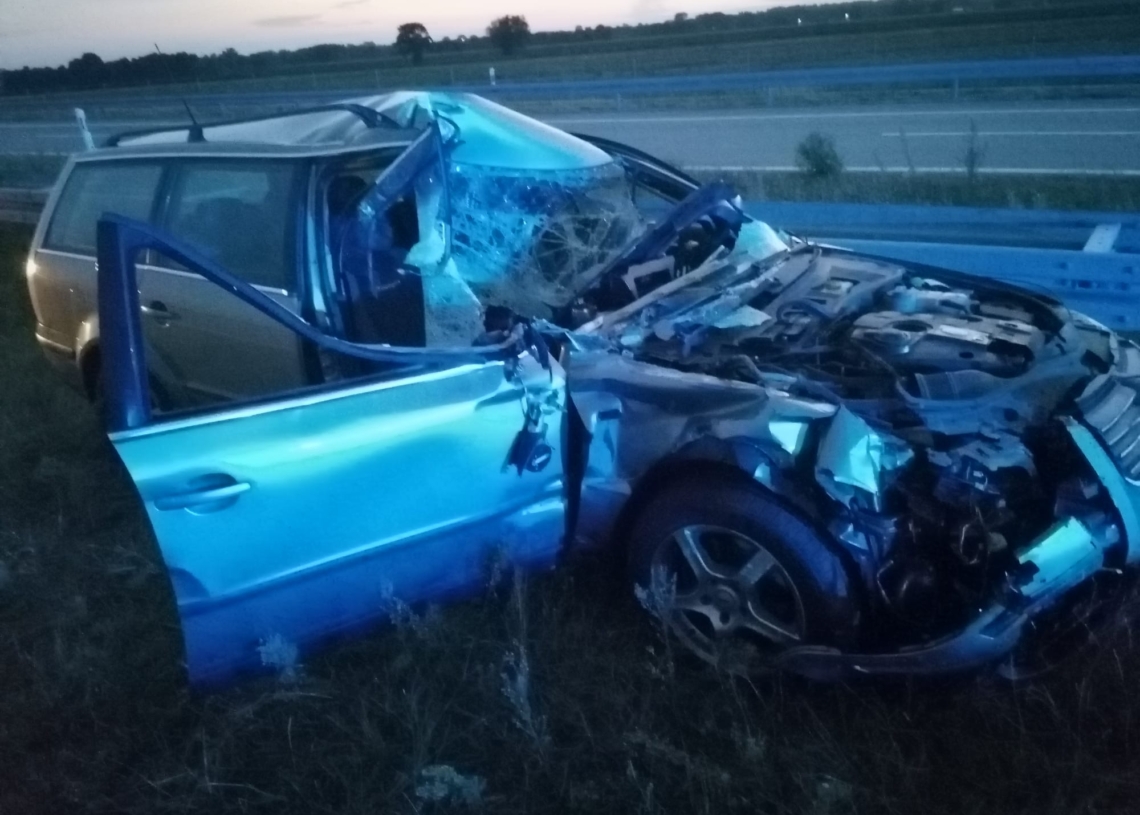 Wypadek na drodze S8 między węzłami Złoczew-Sieradz w kierunku Warszawy