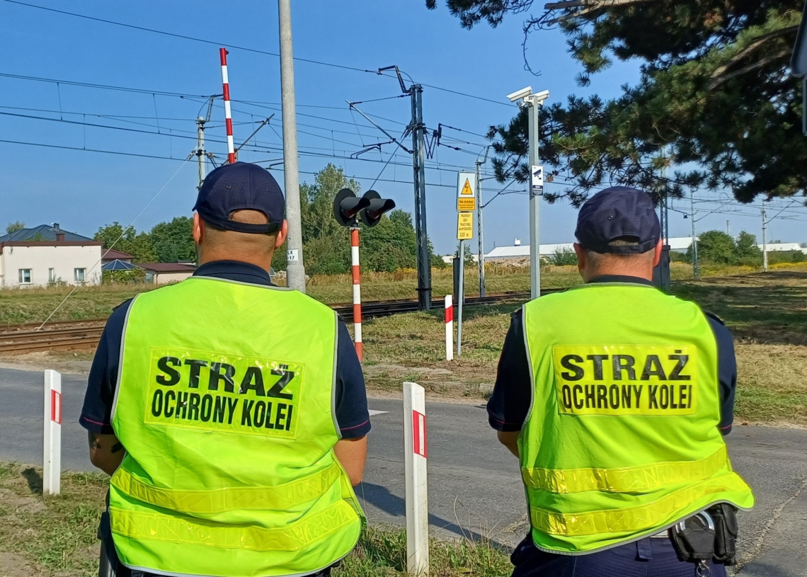 Bezpieczne powroty z wakacji. Akcja PKP PLK i policji 1 Bezpieczne powroty z wakacji. Akcja PKP PLK i policji