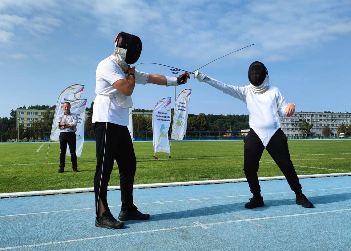 Szermierka w Bełchatowie. Nowa propozycja miejscowego Powiatowego Centrum Sportu 1 Szermierka w Bełchatowie. Nowa propozycja miejscowego Powiatowego Centrum Sportu