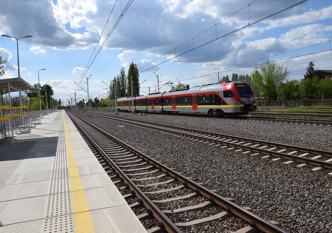 Utrudnienia na kolei. Do 31 sierpnia między Zduńską Wolą a Sieradzem pociągi ŁKA zastąpią autobusy 1 Utrudnienia na kolei