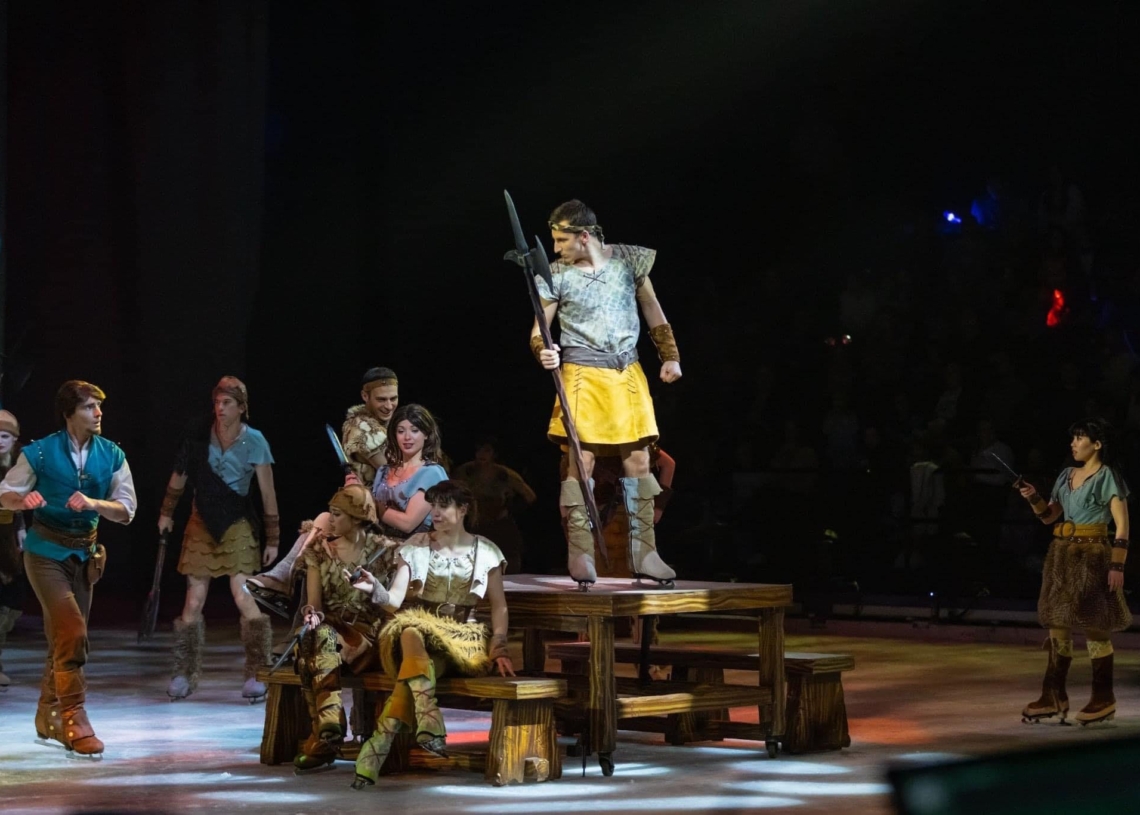 Rozmowa z łyżwiarzem Krystianem Piasnym, który występował w widowisku Disney On Ice [WYWIAD]
