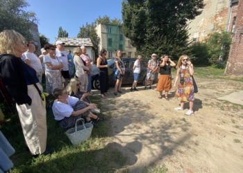 Odsłonięcie instalacji przypominającej o Zuli Pacanowskiej, fot. Agata Zielińska