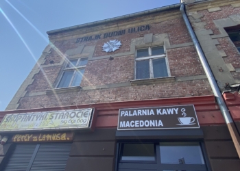 Odsłonięcie instalacji przypominającej o Zuli Pacanowskiej, fot. Agata Zielińska