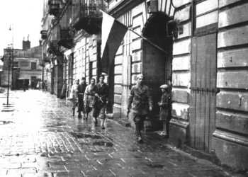Sierpień 1944 rok, patrol batalionu "Pięść", domena publiczna
