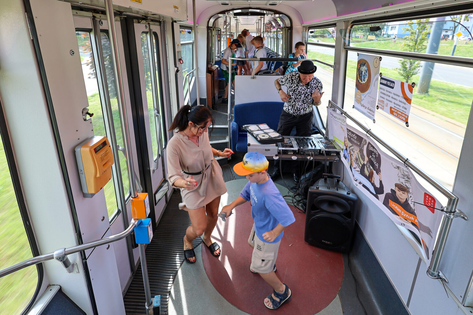 Wakacyjny Tramwaj Radia Lodz fot. Konrad Ciezki 23