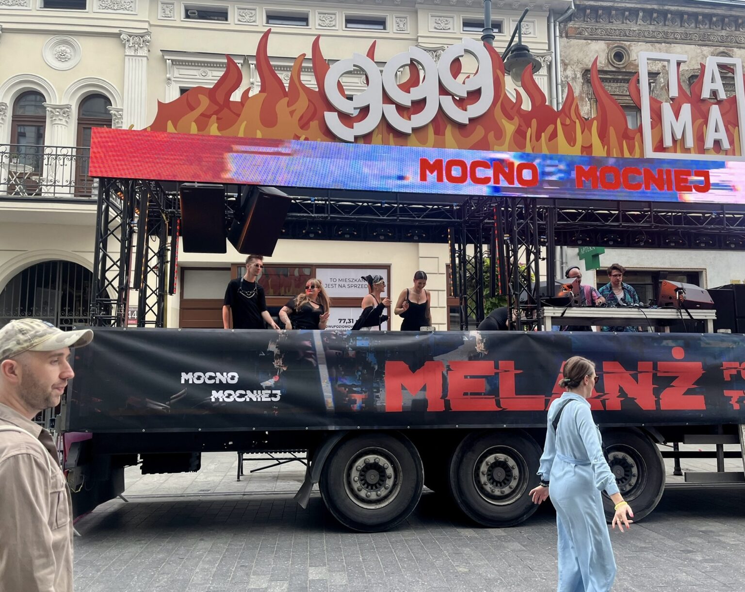 Parada Wolności w Łodzi, czyli święto muzyki elektronicznej 5 fot. Joanna Karp (2)