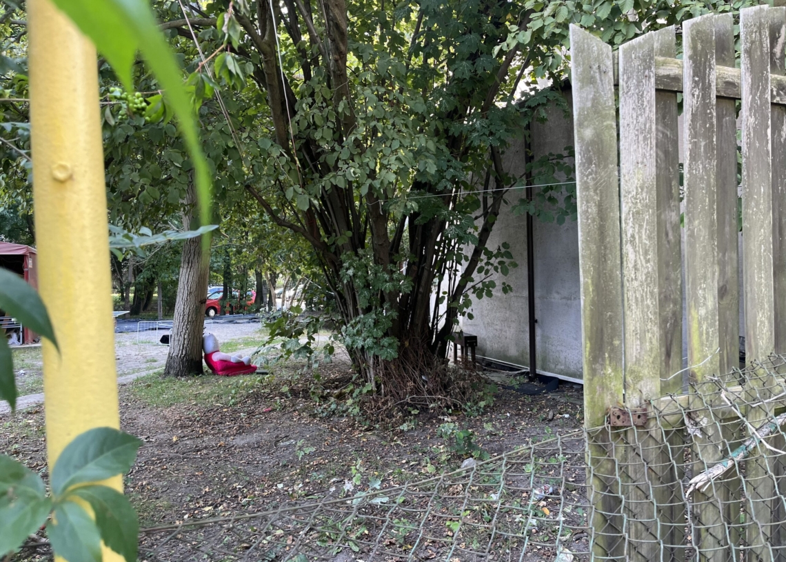 Problemy mieszkańców ulicy Sierakowskiego w Łodzi. Wszystko przez gości hostelu